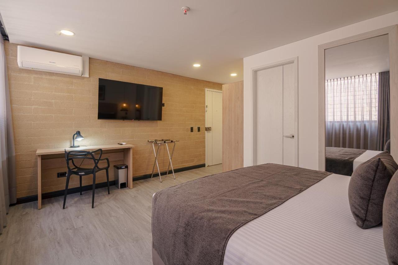 First Class Hotel เมเดยิน ภายนอก รูปภาพ