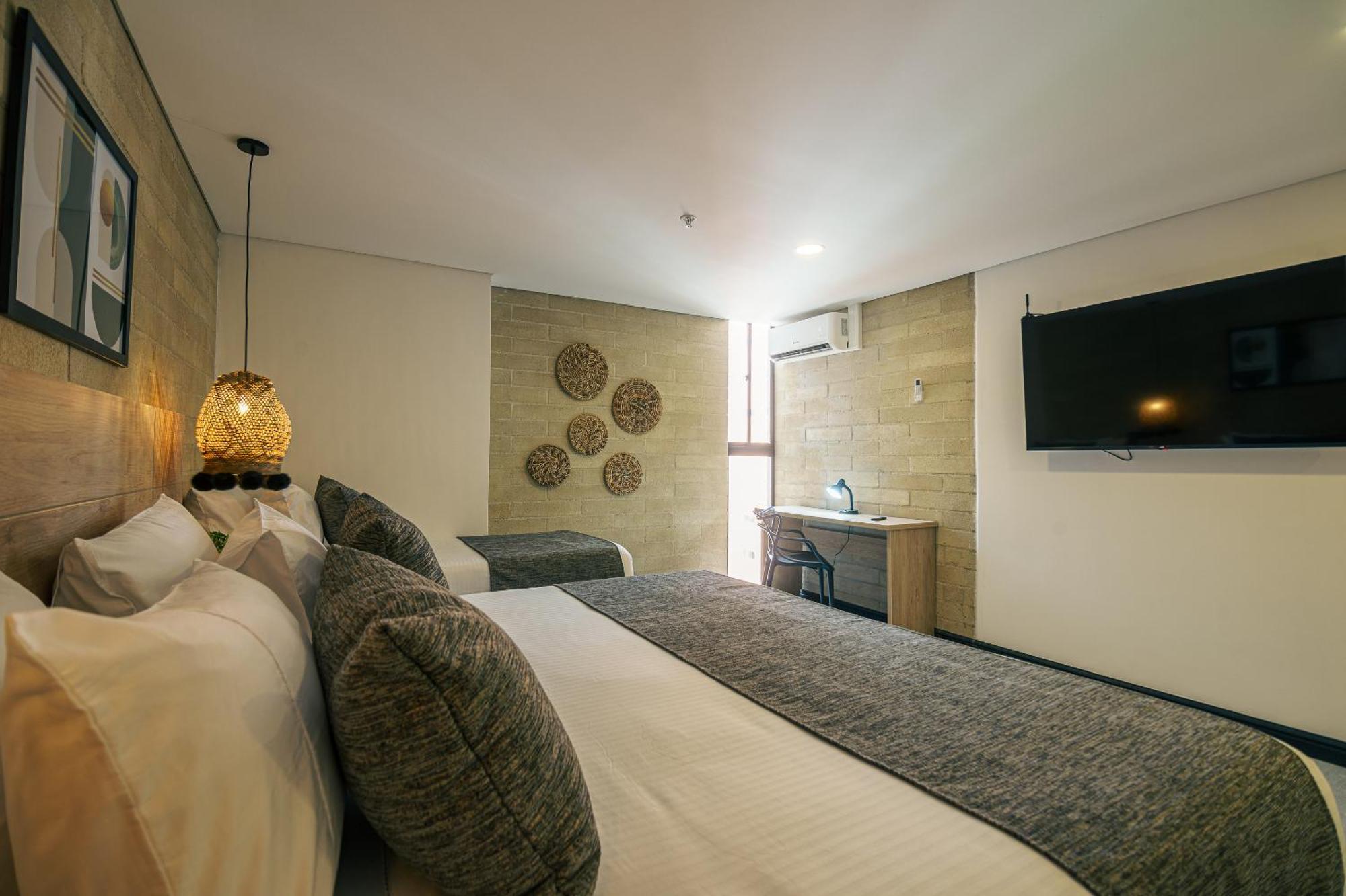 First Class Hotel เมเดยิน ภายนอก รูปภาพ