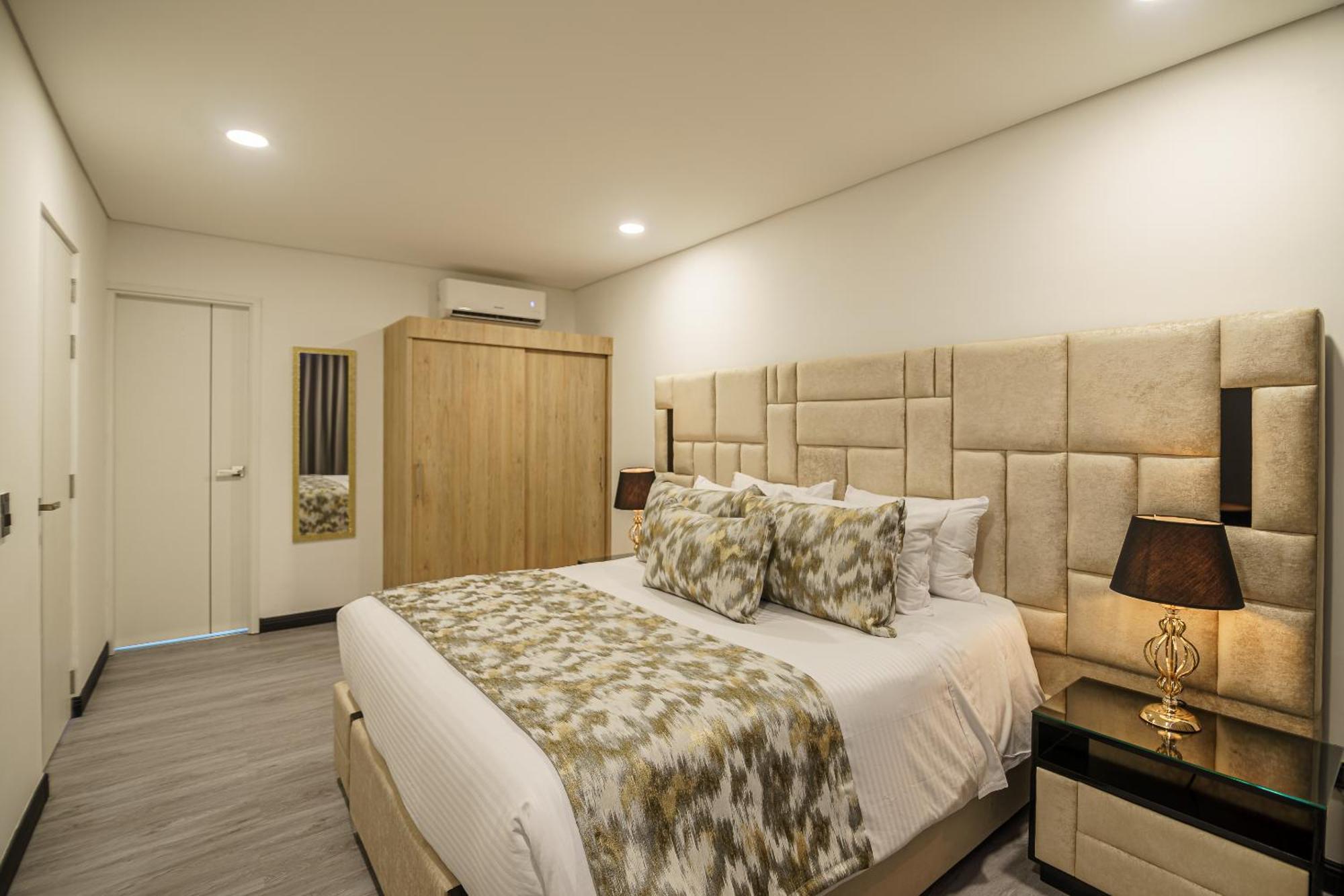 First Class Hotel เมเดยิน ภายนอก รูปภาพ